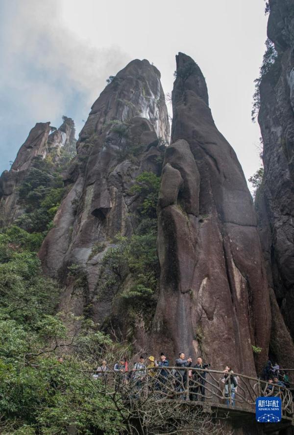 江西:春和景明引游人 江西:春和景明引游人