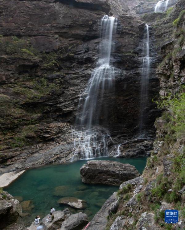 江西:春和景明引游人 江西:春和景明引游人