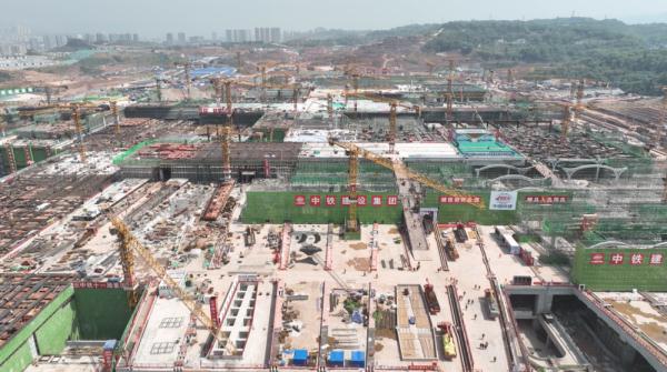 重庆东站承轨层结构施工全面完成 重庆东站承轨层结构施工全面完成