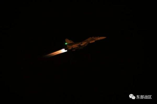 星夜出击！空军航空兵，时刻准备战斗