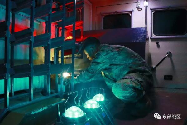 星夜出击！空军航空兵，时刻准备战斗