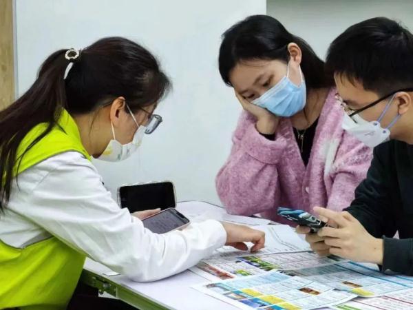 “五一”这些车次火车票售罄!候补订票怎样才能更快抢到? “五一”这些车次火车票售罄!候补订票怎样才能更快抢到?