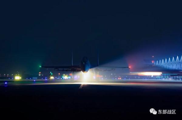 星夜出击！空军航空兵，时刻准备战斗