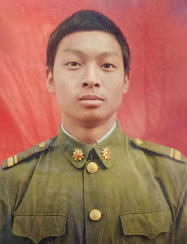 “孩子他爸”，来当兵了！