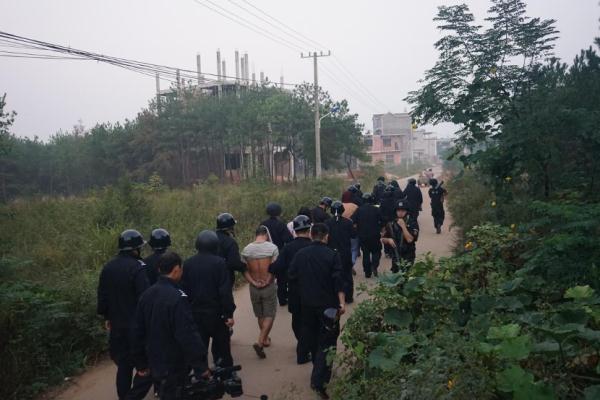 昔日的“电信诈骗村”，如何走上乡村振兴的正道？