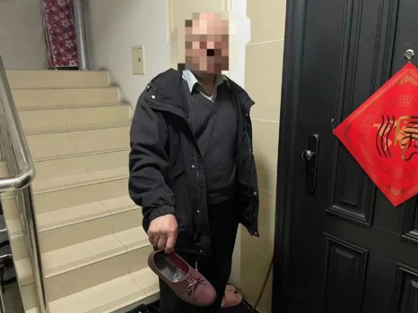 中了98万元的彩票不见了?原来是被他拿走了…… 中了98万元的彩票不见了?原来是被他拿走了……