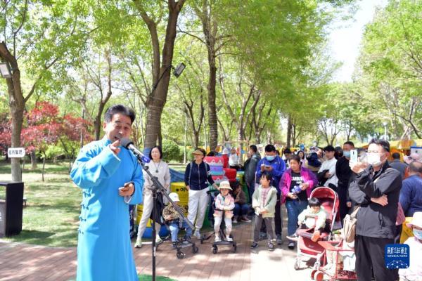 山东东营：逛黄河大集 赏民俗文化