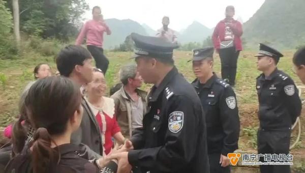 三亚→南宁，被拐32年的孩子终于回家了！父亲却......