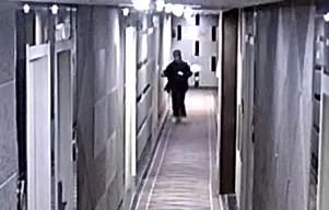 杭州一女子匆忙开房，宾馆前台悄悄跟上去发现……