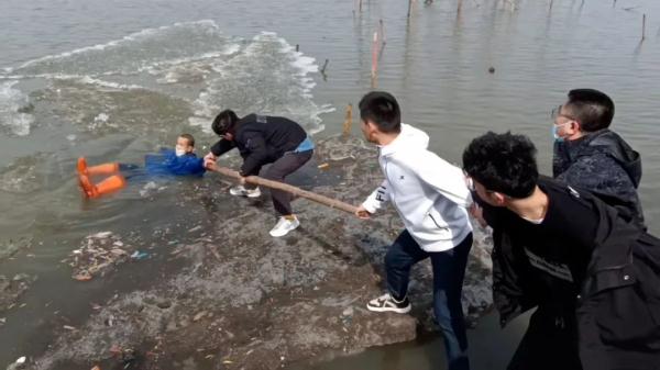 好消息!江边救人的三个小伙考研成功“上岸” 好消息!江边救人的三个小伙考研成功“上岸”