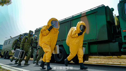 高清大图！直击工兵防化联合演练