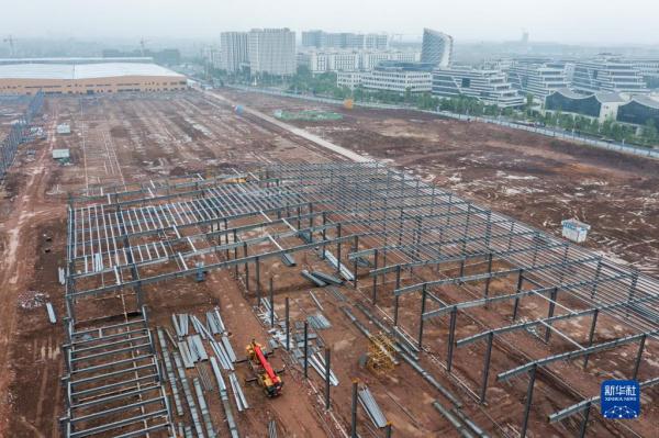 浙江金华：百亿级项目助力金义新区新能源产业链建设