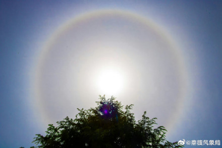 快抬头！甘肃陇南上空现绝美日晕