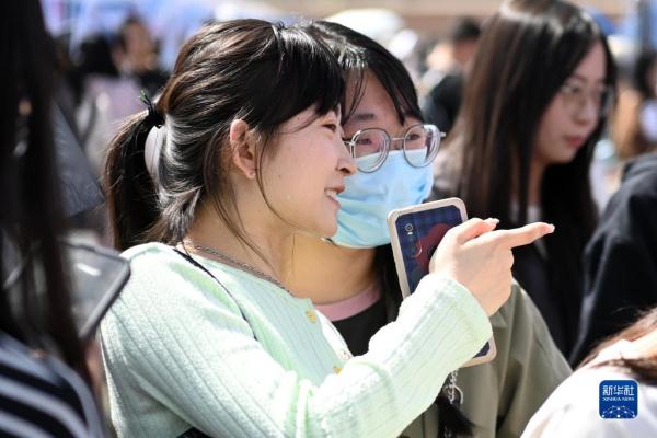 甘肃举办女大学生就业专场招聘活动