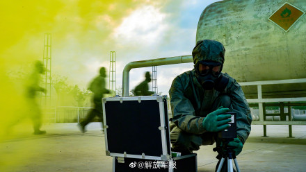 高清大图！直击工兵防化联合演练