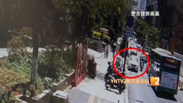 乘网约车后发现价值15万元的大钻戒不见了!女子着急报警…… 乘网约车后发现价值15万元的大钻戒不见了!女子着急报警……