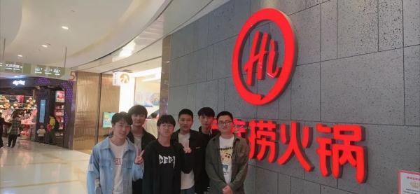 优秀x6!这间大学寝室火了 优秀x6!这间大学寝室火了