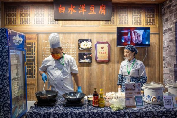 “味美浙江”餐饮消费欢乐季启动 “味美浙江”餐饮消费欢乐季启动