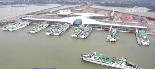 交通运输业多项指标实现正增长 港口集装箱吞吐量同比增长3.5% 交通运输业多项指标实现正增长 港口集装箱吞吐量同比增长3.5%