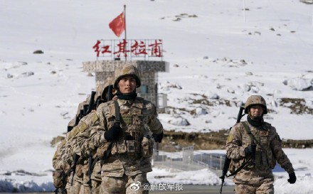 致敬!他们守卫着世界上海拔最高的国门 致敬!他们守卫着世界上海拔最高的国门