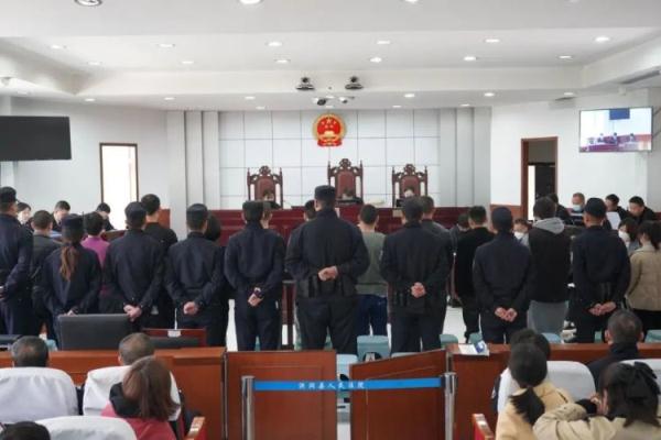 涉案1700万余元！13人制售假酒被公开审理
