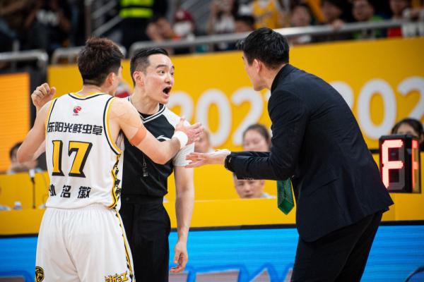 篮球——CBA季后赛:浙江东阳光胜广东东莞大益 篮球——CBA季后赛:浙江东阳光胜广东东莞大益