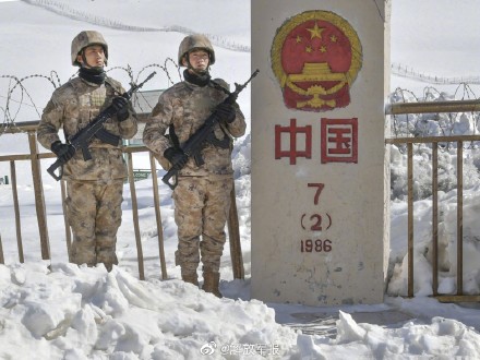 致敬!他们守卫着世界上海拔最高的国门 致敬!他们守卫着世界上海拔最高的国门