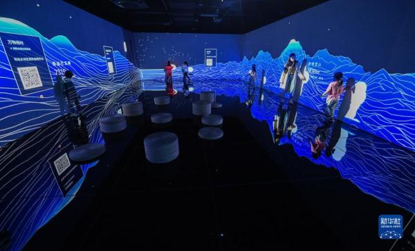 新华全媒+丨浙江嘉兴元宇宙阅读体验馆开馆