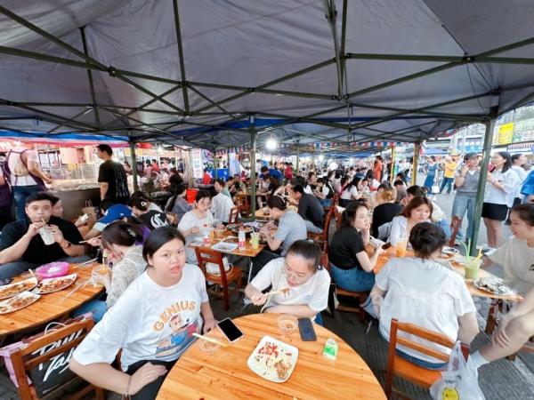 人人人人人！柳州特色美食点人潮涌动，游客们说→