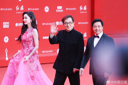 高清大图！第十三届北京国际电影节开幕式红毯举行