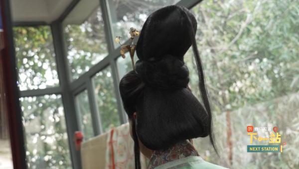 上海这群年轻人复原了700多件汉服！古人看了都佩服→