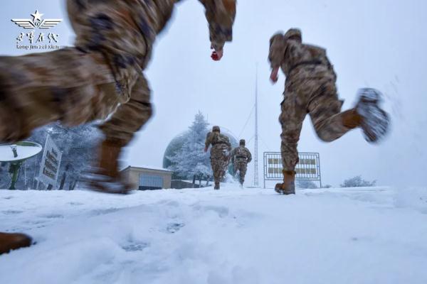 73载!空军雷达兵生日快乐 73载!空军雷达兵生日快乐