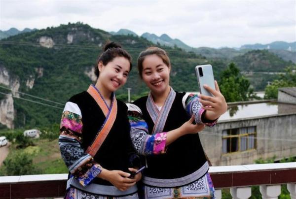 5岁女孩被拐26年,找到家时父母已不在…… 5岁女孩被拐26年,找到家时父母已不在……