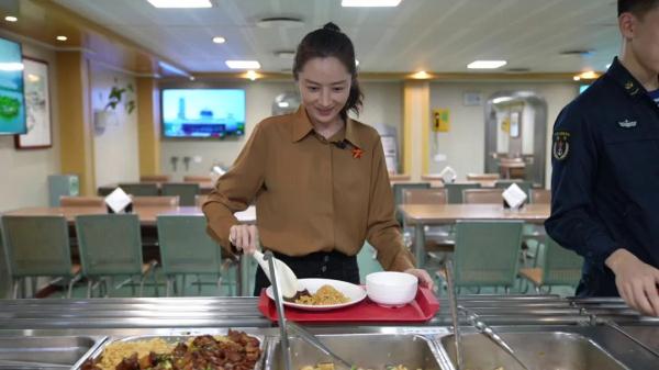 3600多个房间！山东舰内部画面大开眼界