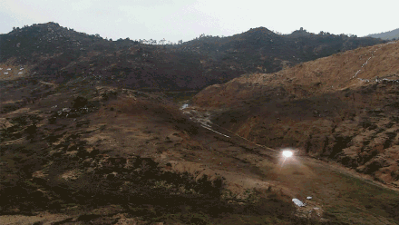 直击海军陆战队某旅扫雷破障实爆考核现场