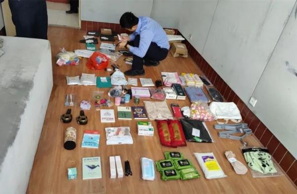 40多件快递被偷!民警迅速破案 40多件快递被偷!民警迅速破案