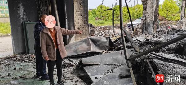 女子为发泄情绪,竟一把火烧了公司仓库 女子为发泄情绪,竟一把火烧了公司仓库