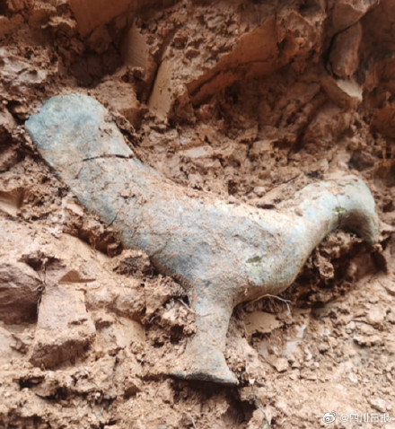 遂宁发现陶鸡的东汉崖墓将原址保护 遂宁发现陶鸡的东汉崖墓将原址保护