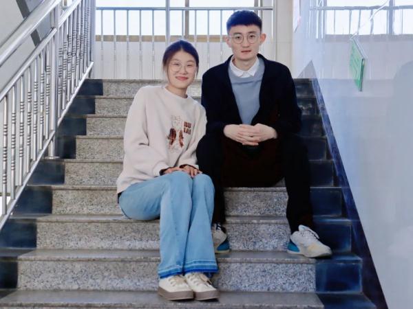 厉害了!“学霸”情侣同年同月同日生,双双被中科院录取 厉害了!“学霸”情侣同年同月同日生,双双被中科院录取