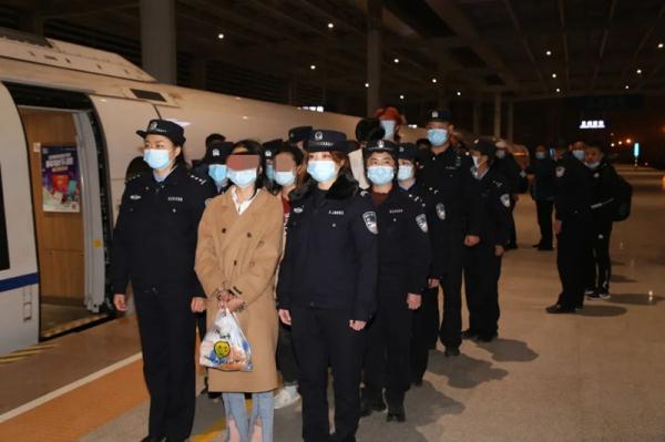 抓获涉案人员22人！甘肃兰州警方打掉2个电诈“吸粉”犯罪团伙