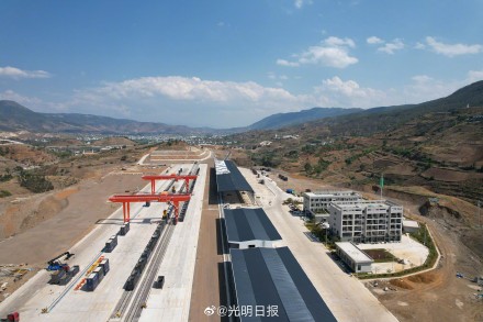 大瑞铁路蒲缥站开通货运 大瑞铁路蒲缥站开通货运