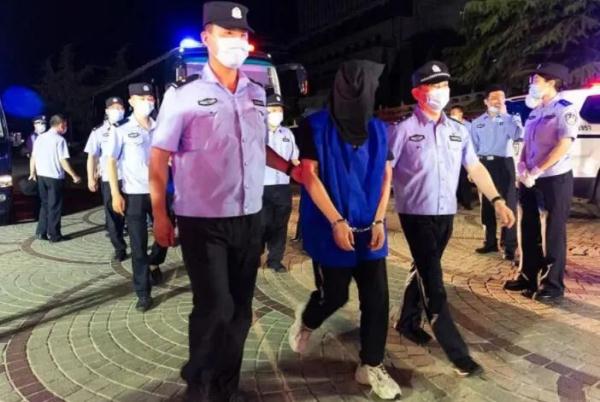 想一夜暴富吗？先来看看下面这些案例