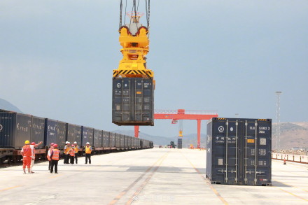 大瑞铁路蒲缥站开通货运 大瑞铁路蒲缥站开通货运