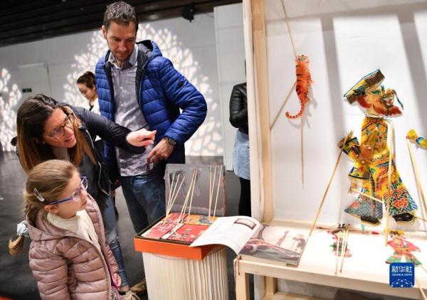 意大利举办国际手工艺展览会 中国手工艺受关注