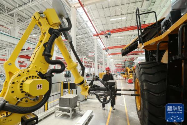 为智能制造立标杆：探访浙江“未来工厂”