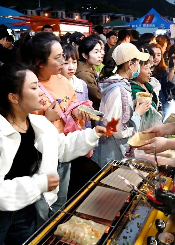 上海虹桥站票已售罄！杭州东站、浙江各高速的情况是这样的…