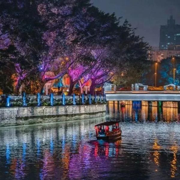 “五一特种兵”集合!下一站:成都! “五一特种兵”集合!下一站:成都!