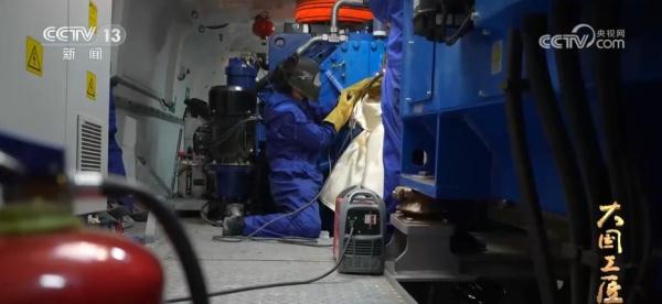 大国工匠 | “兵哥焊将”直面挑战 用焊花熔铸匠心