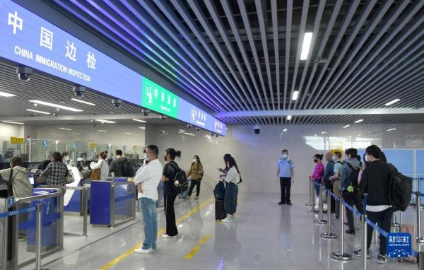 广州琶洲港澳客运口岸往返香港国际机场航线试运营