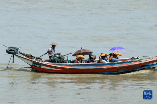 缅甸遭遇高温天气